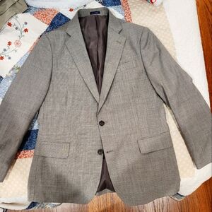 Men's Stafford 2pc suit. 42 short